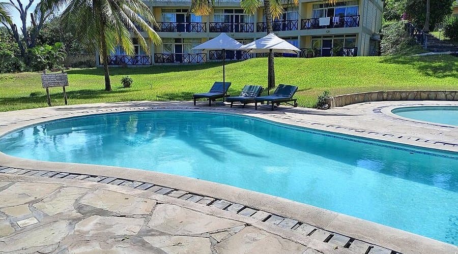 5 Days 4 Nights Diani Coral Beach Resort – 3 bedroom cottage